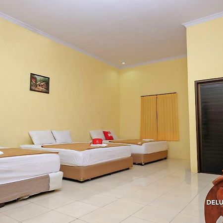 Zen Rooms B Walk Batu Malang Buitenkant foto