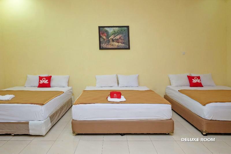 Zen Rooms B Walk Batu Malang Buitenkant foto